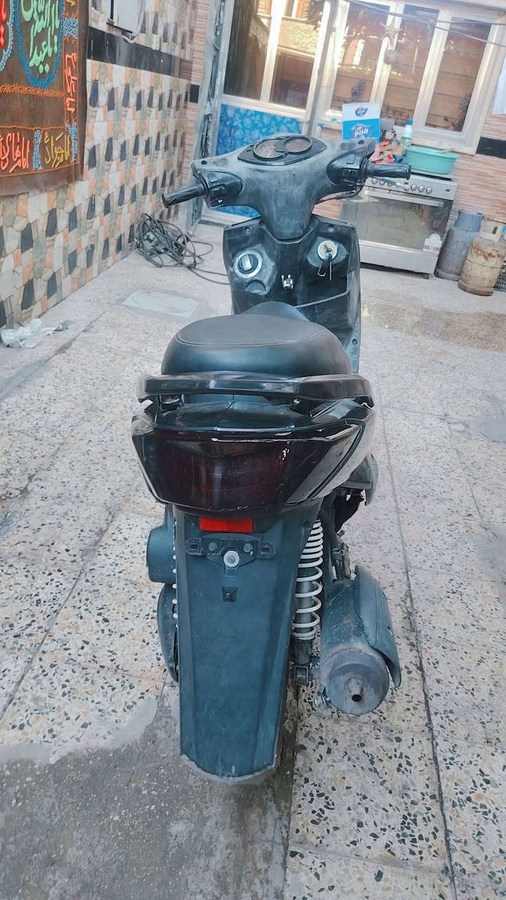 سلام عليكم
سكنس فحل ياباني قبق نفخ وستاند كهرباء كاملا مكمل تجي تشغل ربع نكره نوزل خطين مو كابريتر كاملا مكمل ما بيهة نقص برغي بيع او مراوس بدراجة شحن *********** واتساب أو مازنجر
