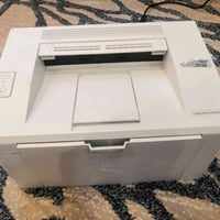 طابعة HP ليزر • أسود وأبيض • واي فاي