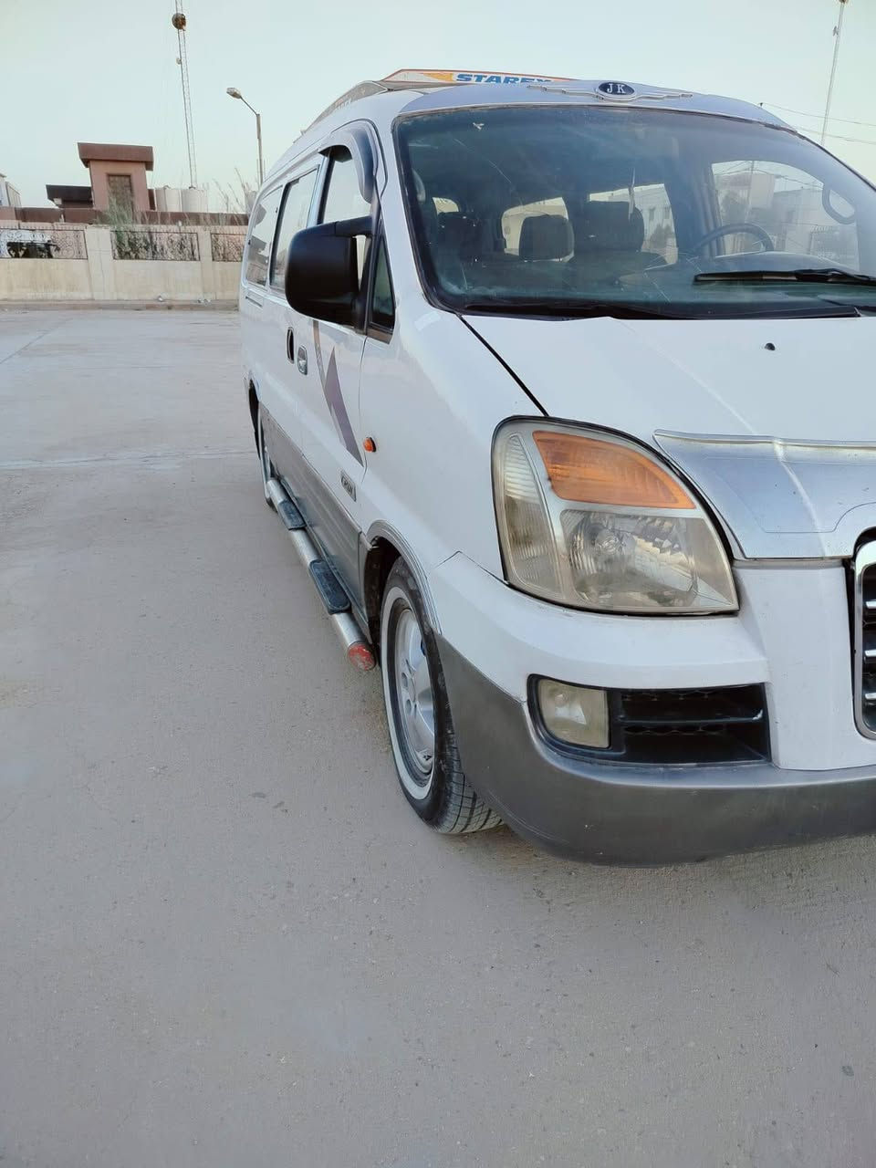 السلام عليكم
ستاركس مسكر موديل 2005 رقم نجف ألماني
محرك مسكر مكفول لا تبخير ولا تنقيص
كير اوتماتيك 
حداديه جديده تبريد شغال 
مكفوله كفاله عامه من الضربه والصبغ
شواصي كفاله ماعدا واحد بي تعمير كلش بسيط
شرط التحويل 
السعر 75
***********
