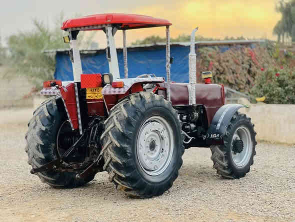 السلام عليكم مكينه دبل إيراني للبيع موديل 2015كله عل شركه رقم وسنويه اربيل تريد تحويل تريد وكاله السعر 107ورقه وبيه مجال الاستفسار عل الرقم ***********
