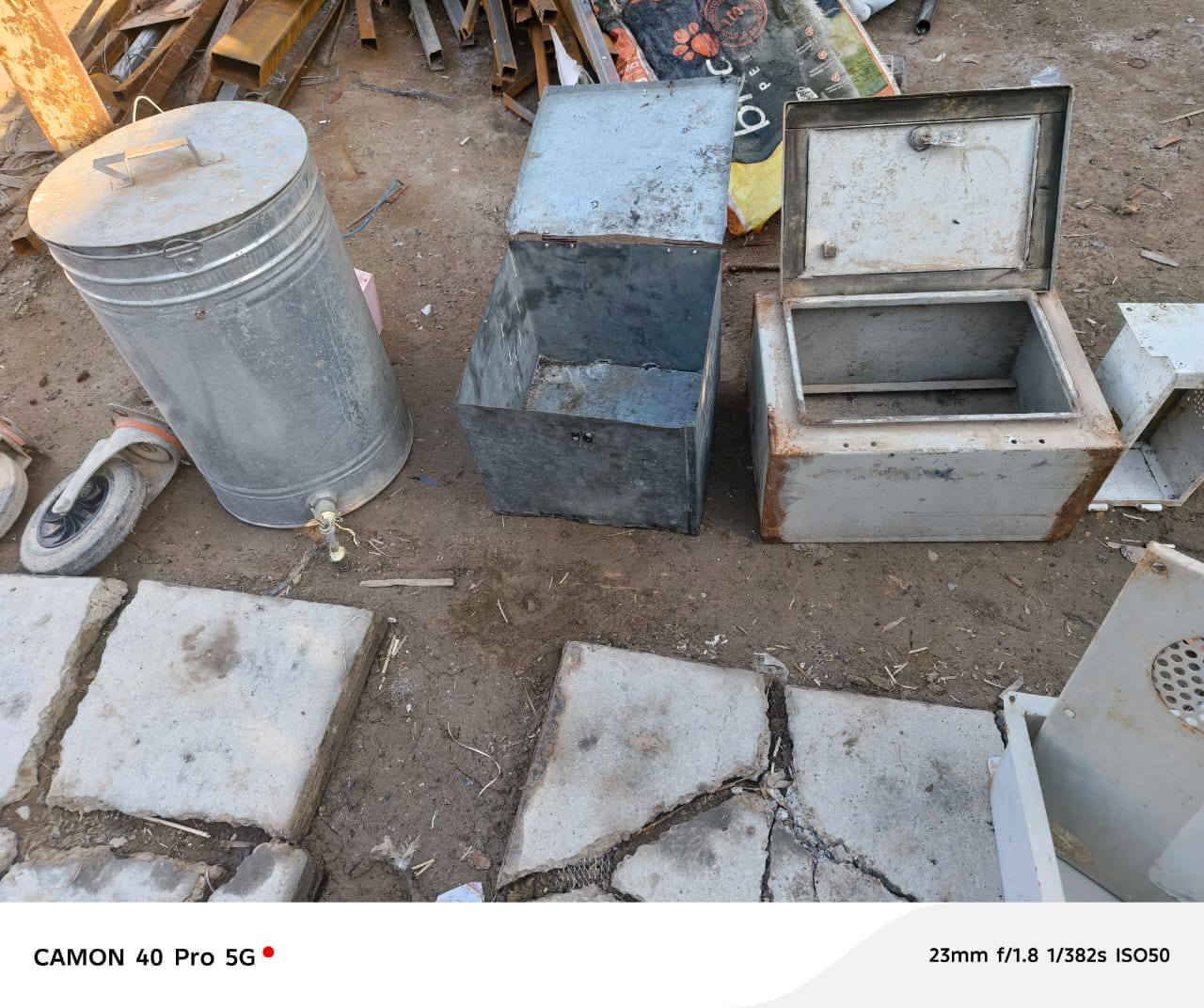 سلام عليكم شباب هذني الغراض للبيع كلمن وسعرة مكاني ديالى قرب
مطعم سامان السياحي
الاستفسار عل رقم ***********
