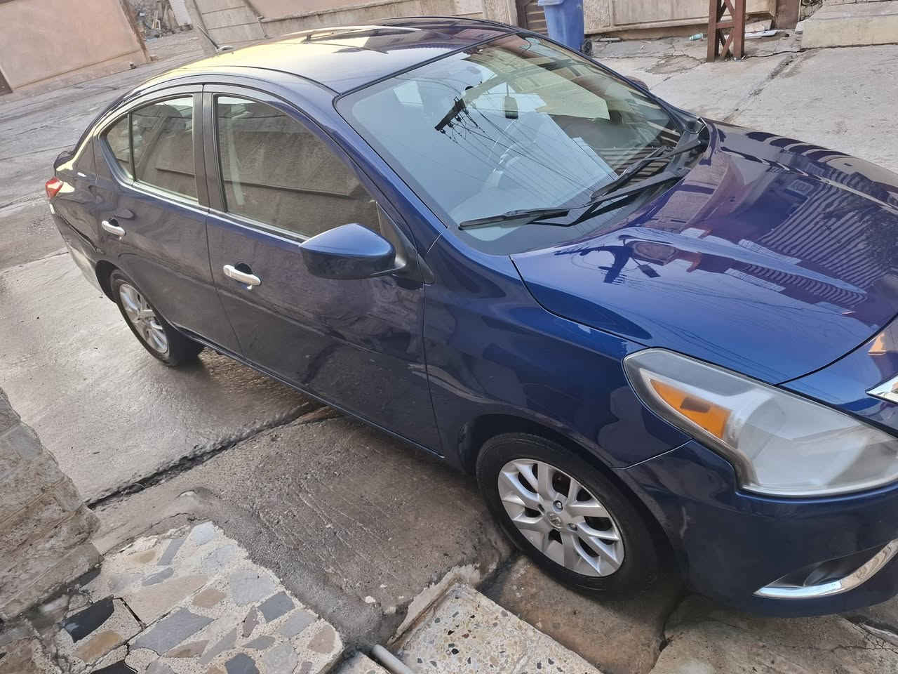 للبيع فيرسا موديل 2018 امريكي حادثها تبديل صندوق بلادي وصبغ جاملغ خلفي مع تعديل بارد باب خلفي 
مواصفات SL كير ومكينه بشرط.شرط التحويل 
هزه لغايه 2026 شهر 6 .سنويه ساقطه 
السعر 105ومجال قليل 
للاستفسار ***********
