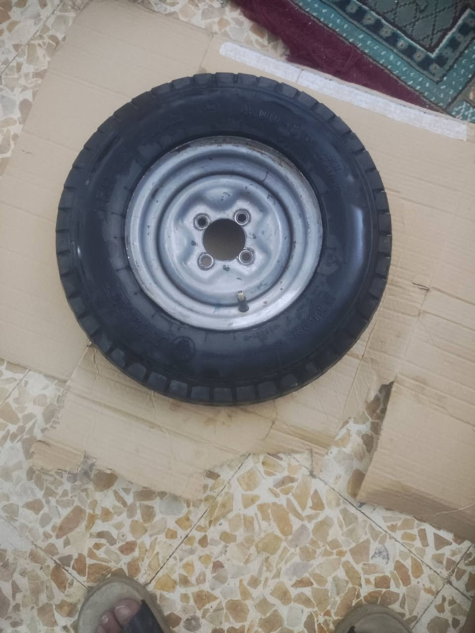 سلام عليكم مضغم اخو لجديد سعره 35 لحجم لجبير مع سبير تكتك نضيف كامل لسعر 20. اتصل ***********
