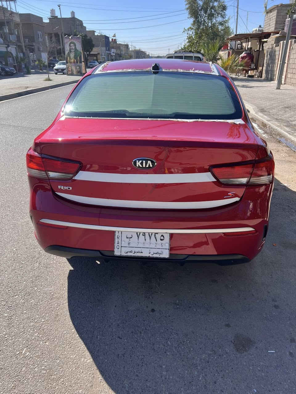 كيا ريو مديل 2021 معوقين بصره وارد امريكي حادث دعاميه او عرضانيه بدون دواخل او بدون فتح اي قطعه سياره نضيفه حداديه او تخم تاير جديد  سياره ماشيه 56 كيلو قابله لزياده سعر 118 مكان سياره البصره قبلهً/***********
