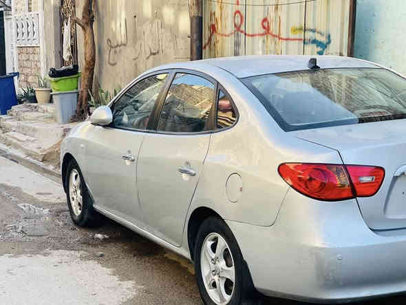 پسم الله الرحمن الرحيم
الانتره ادوات كصه جنطه متومه لوحات وسنويه مكينه وكير وتبريد تخم تاير جديد سياره جديده فول مواصفات عده الفتحه شاشه كبيره اناره داخليه سياره حلوه وجديده سعره ٤٣ وبيه مجال الاستفسار الاتصال *********** مكاني بغداد
