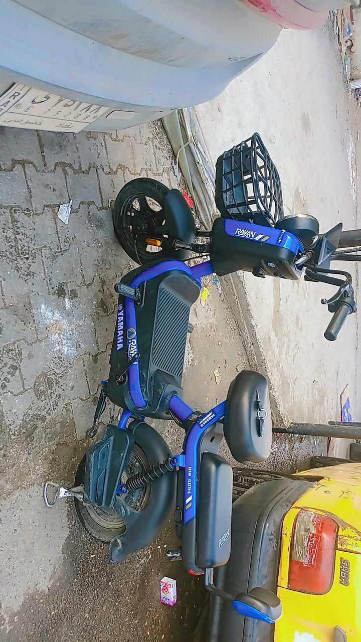 السلام عليكم ياولد دراجه شحن للبيع رايحه ب250وبيها مجال تواصل فقط على هذا الرقم 👈***********
