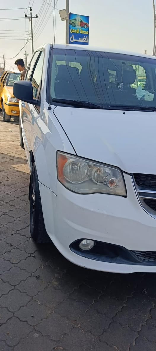 سياره دوج كرفان مديل 17
رقم أربيل سنويه منتهيه ٢٤
سياره بل البصره 
سعر 145
***********
خوان اني مكلف بل نشر
