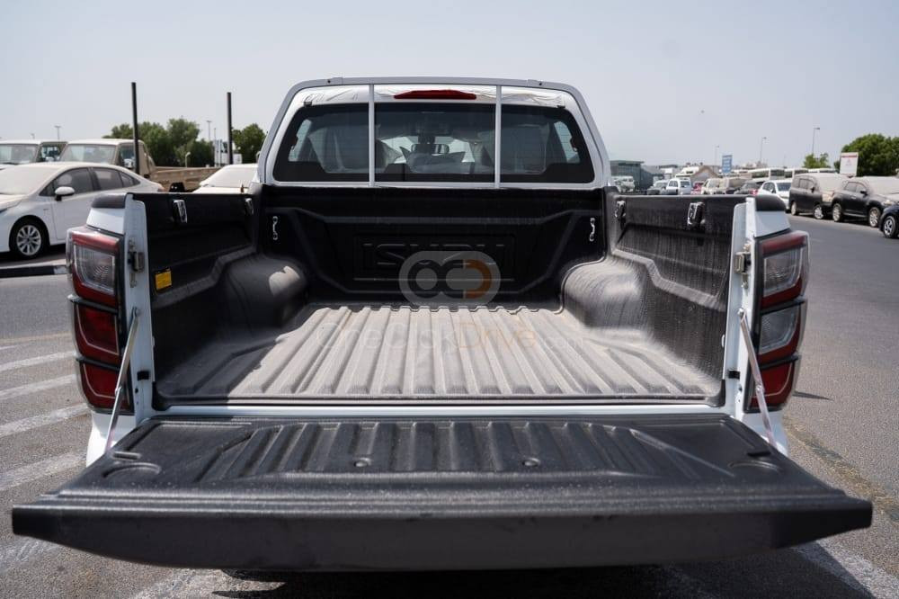 بيكم ازوز 2026 بمواصفات خاصه  محرك 6 سلندر. 30. تيربو 

زيرو خليجي مكفول 

السعر 350 ورقه واصل سفان 

بالامكان تخريج بكتاب شهداء

***********
