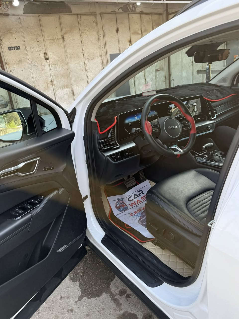 السلام عليكم ورحمة الله
كيا سبورتاج موديل 2023

فئة الSX PRESTIGE 

ماشية 120 الف كيلو

المواصفات

شاشة متصلة

كشنات تدفئة تبريد

كامرات 360

رادار امامي تفاعلي تحديد مسار قيادة ذاتية

نقاط عمياءء

اوتو هولد

اوتو بريك

ويل برستيج

بانوراما

كشنات جلد

تدفئة مقود

كشنات كهرباء ميموري للسائق

سستم صوت هارمن

تو ويل السيارة

محرك 2500 نظام حقن مزدوج 

الحادث ربع البنيد صبغ

ايرباك دركة فقط الباقي كفالة من الصبغ رقم بغداد بسمي ***********
