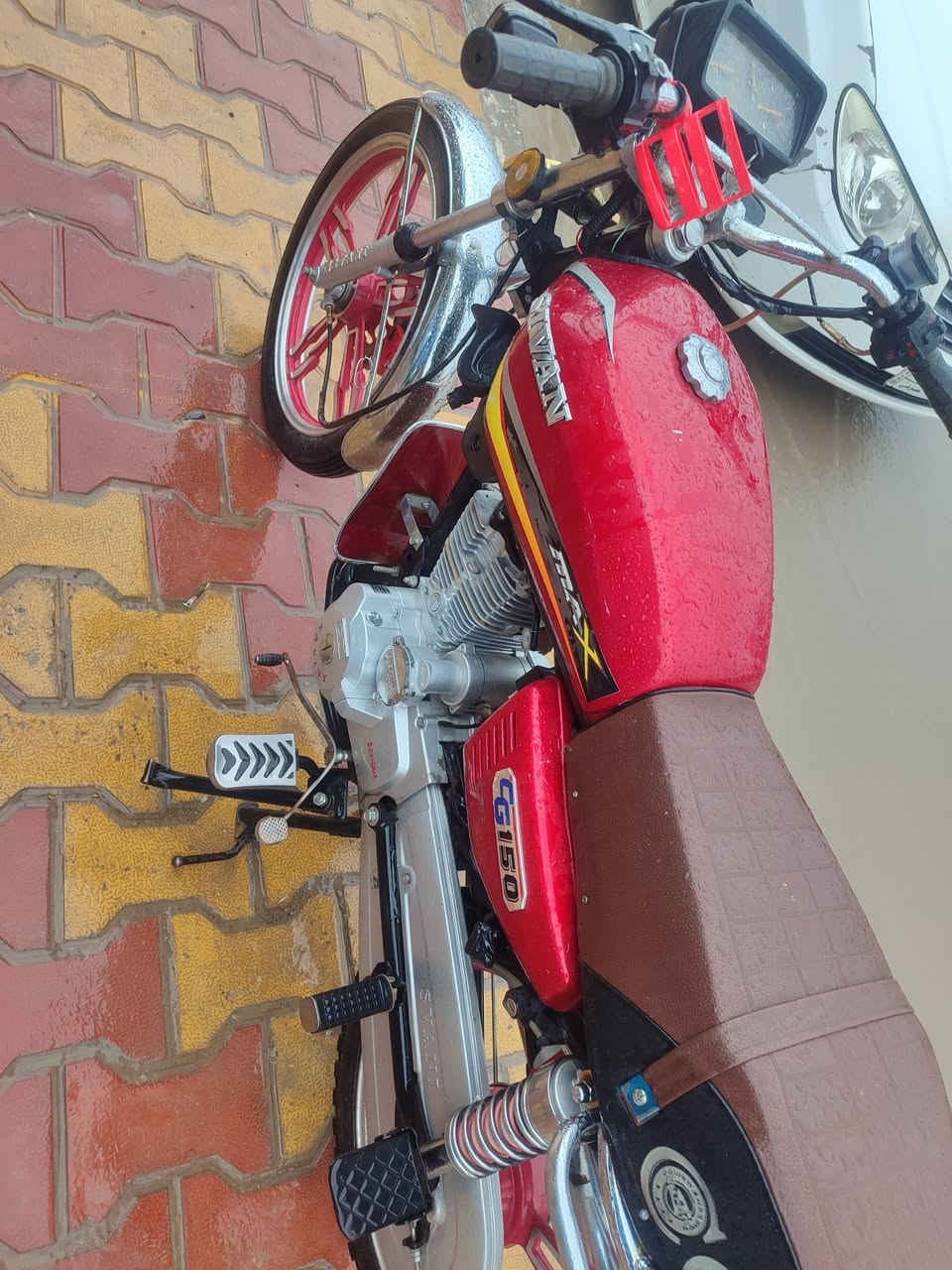 للبيع دراجه سيفان محرك شرط مامفتوح كهربائيات كلشي شغال اورق موجود سعره 600 بيها مجال 
***********
