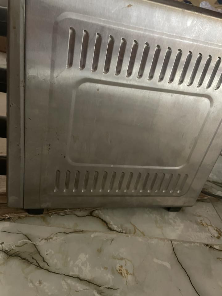 فرن كهربائي ماركة modex جداً نظيف استعمال فقط مره واحده وحجم كبير السعر 150 وبيه مجال 
للاستفسار ***********
