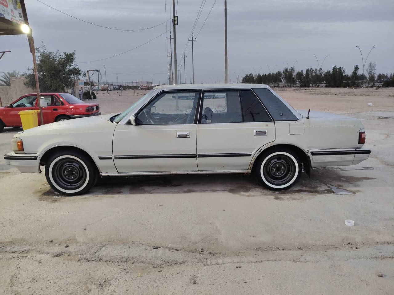 السلام عليكم سوبر مديل 85 سياره بلاديه مكينه كير حداده جاهزه سياره حلوه شرط المداور ترايك الربيل عوزه تعمير ترجع شركه سياره ناعمة وحلوه مكاني البصرة السعر 50 وبيه مجال الشراي يتصل ويدلل ***********
