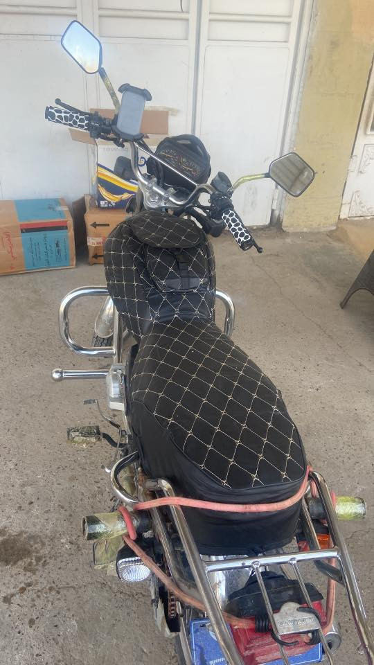 يااللّٰه
ايراني ٢١ بلادي محركه دراجه نظيفه مبدل لايت موديل خمسه وعشرين ودشبول جديد وتايرات جدد قبل اسبوعين شديتهن محركها بلادي مامدود عليه سبانه خلاص نقصها اشاير فقط

اوراق منفيس فقط

السعر ٦٠٠ وبي مجال للطيبين

اتصال او واتساب / ***********
