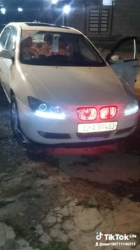 ليڨان 620 مديل 2012 مكينه وكير خير من الله  بيها قطعتين صبغ فقط  تبريد...