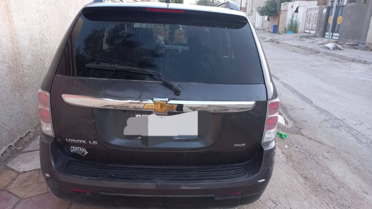 سلام عليكم
كوينكس 2008
رقم بغداد 
محرك 3400 6 سلندر 
كهربائيات شغالة 
تبريد شغال 
حدادية جديدة
تخم تاير جديد
تخم ويل
بس بيها كازكيت
مكان ميسان العمارة
سعر 65 وبيها مجال 
رقم ***********
