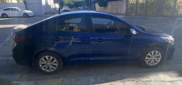 السلام عليكم ورحمة الله 
اكسنت موديل ١٩ سيارة نقصهة درع المحرك واعتقد اذان فقط والحمد لله ١٢٢ مكاني بغداد حي الجهاد
***********
