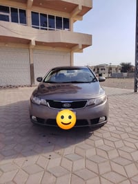 سيراتو ٢٠١٣ خليجي ماشية ١١٤ حقيقي محرك كير شرط مامفتوح صبغ بطارف البني...