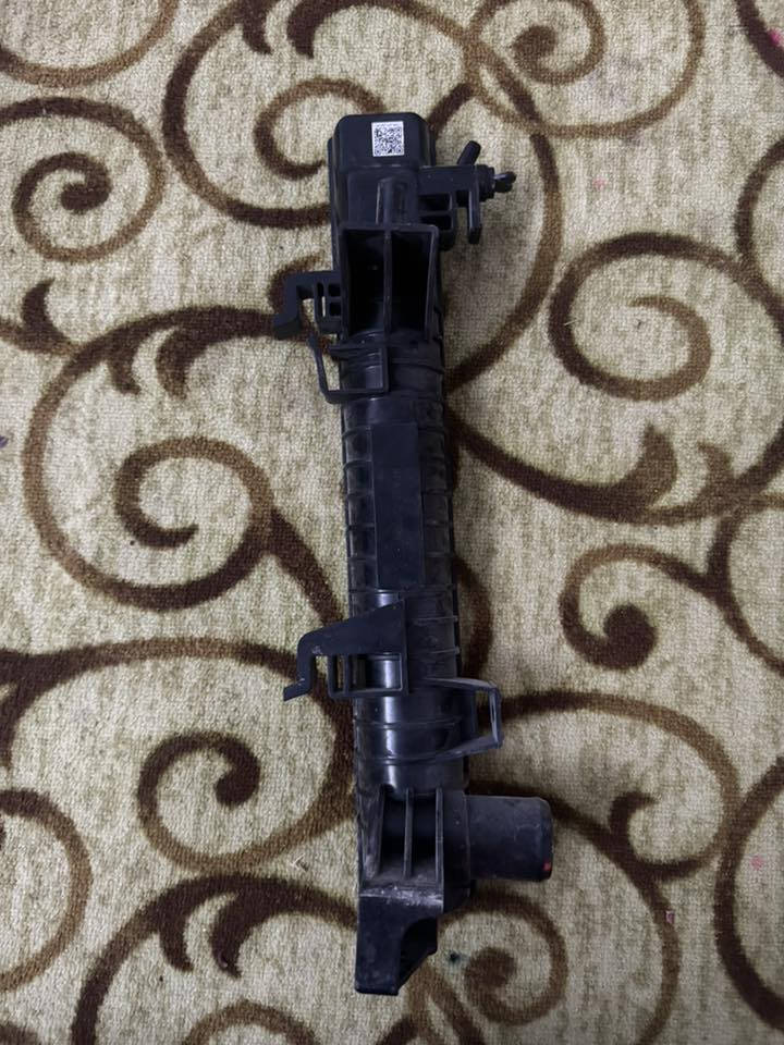 اغراض فورد اكسبدشن
زعانف قمار نيكل 120
سبير بلادي 100
جك مع عدة 50
مراوح مع حاظن كاملات 100
مسجل بلادي 25 
قزان راديتر 20
هوك 25
جوك فور ويل 25
المكان كربلاء 
رقم الهاتف ***********
