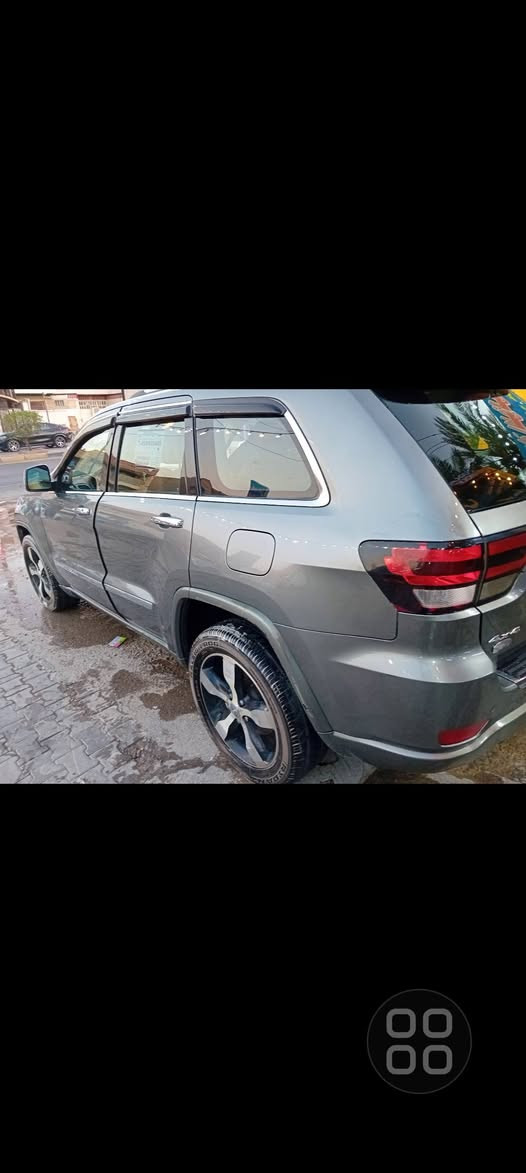 للبيع جيب شيروكي أوفرلاند موديل ١٣ وارد أمريكي رقم بغداد محرك هيمي السعر 120 ألاتصال ***********
