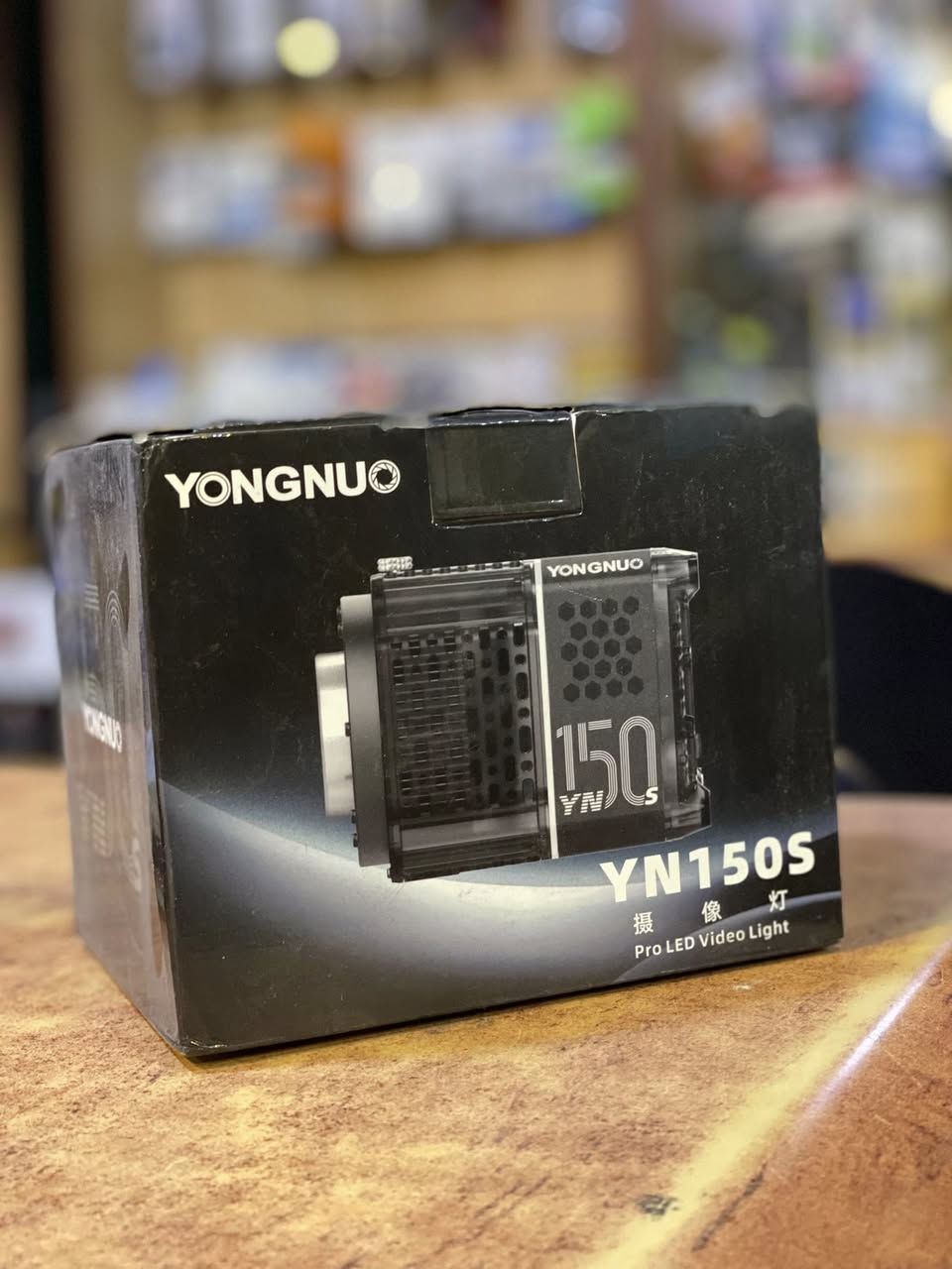 أغراض تصوير للبيع
1-اضاءة ماركة YONGNUO قوته 150 واط جديد

٢-اضاءة ماركة Ulanzi قوته 60 واط جديد

٣-كيج ماركة SmallRig كامرة سوني a7iii جديد 

٤-نك مايك ماركة بويا المعروفة جدا 

الأسعار على الخاص و يوجد توصيل


**إذا كنت صاحب هذا الإعلان وتريد حذفه لأي سبب، رجاءا أرسل رسالة إلى الدعم الفني**