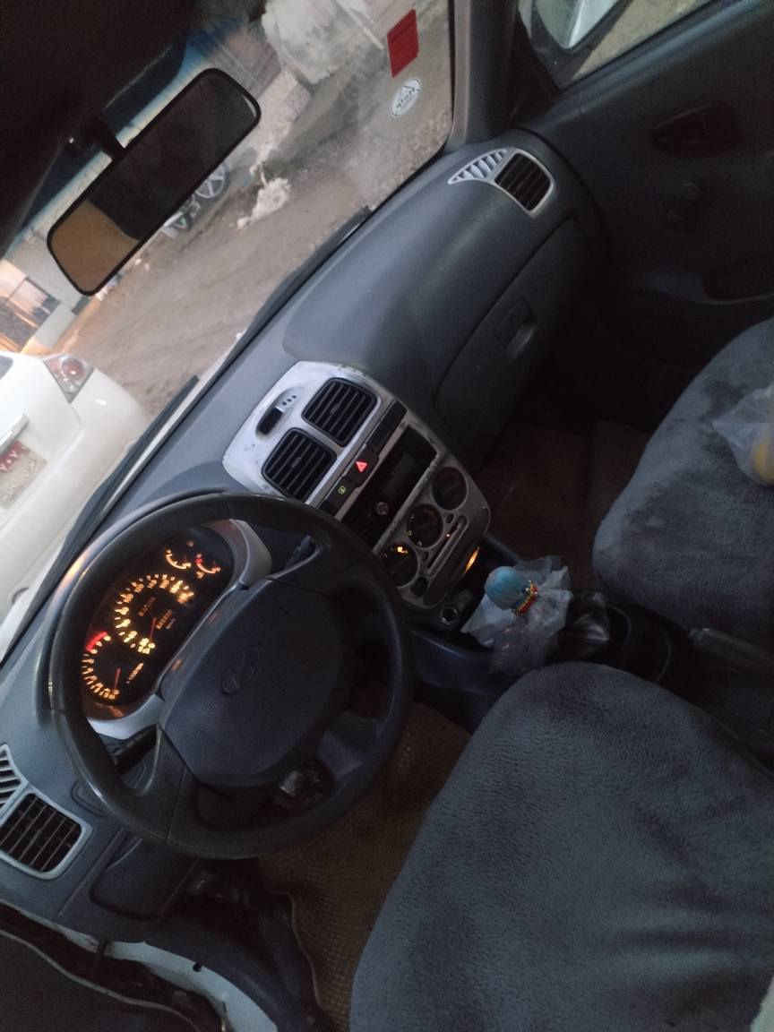 بابەت ڕیکلام
هۆندای ئەکسێنت
***********
***********

2001
سعری 42گەڵا و معامەلە
پارەی یەک مازدایە
سەنەوی تا 2031تازەیە
سوکان ئێرباگ 
دەبڵ کێچ
گێڕ و مەکینەی بەشەرت
تەقەو ڕەقەی بەشەرت
4تایە و ویلی تازە
کارەبای هەمو گیانی ئیش ئەکات
ناوی لۆک لۆک 
دەری بەهەمان شێوە 
دەعمی نیە پێش و دوای شوشەی
لایت و بەگ لایت و عەتەری تازەیە السليمانية, العراق
