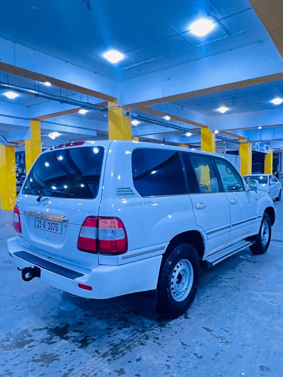 مونيكا ٢٠٠١فول مواسفات تةحويل عةسلي سةنةويو رةقةم تازةية ٣پارجةو پةلةيةك بوياغي هةية مالي دوستة مةكينةو گير بةشةرت شوين كلار ژمارةي موبايل ***********
