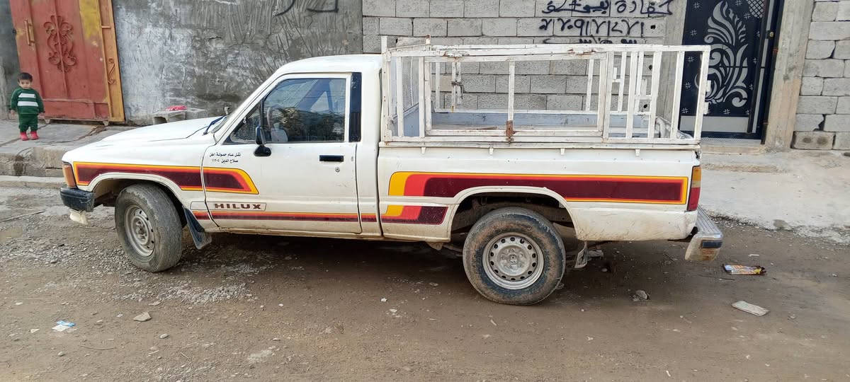 السلام عليكم بيكم 88 رقم صلاح الدين اصفر شرط تحويل محرك ثري واي لاصرف ولاتبخير شاصي جديد تايرات جديد باتري جديد كهربائيّة شقله ترهم بيع ومرواس بقماره قديم السعر 30وبيه مجال الطيبين العنوان كركوك ناحية الرشاد الاستفسار ع الرقم‏‪  ‏‪            ‏‪0782 919 2261‬‏
