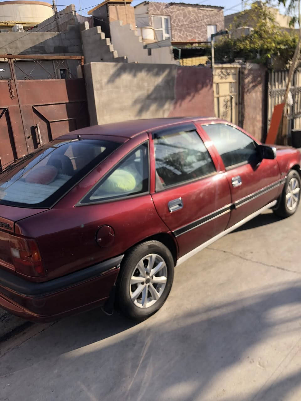 اوبل موديل 1992. موصفات. ABSجام جدام كهربايي صقف سلايت مكينه 16قايش عريض. رقم جديد. عنوان كركوك. رقم موبايل ***********. سعر34
