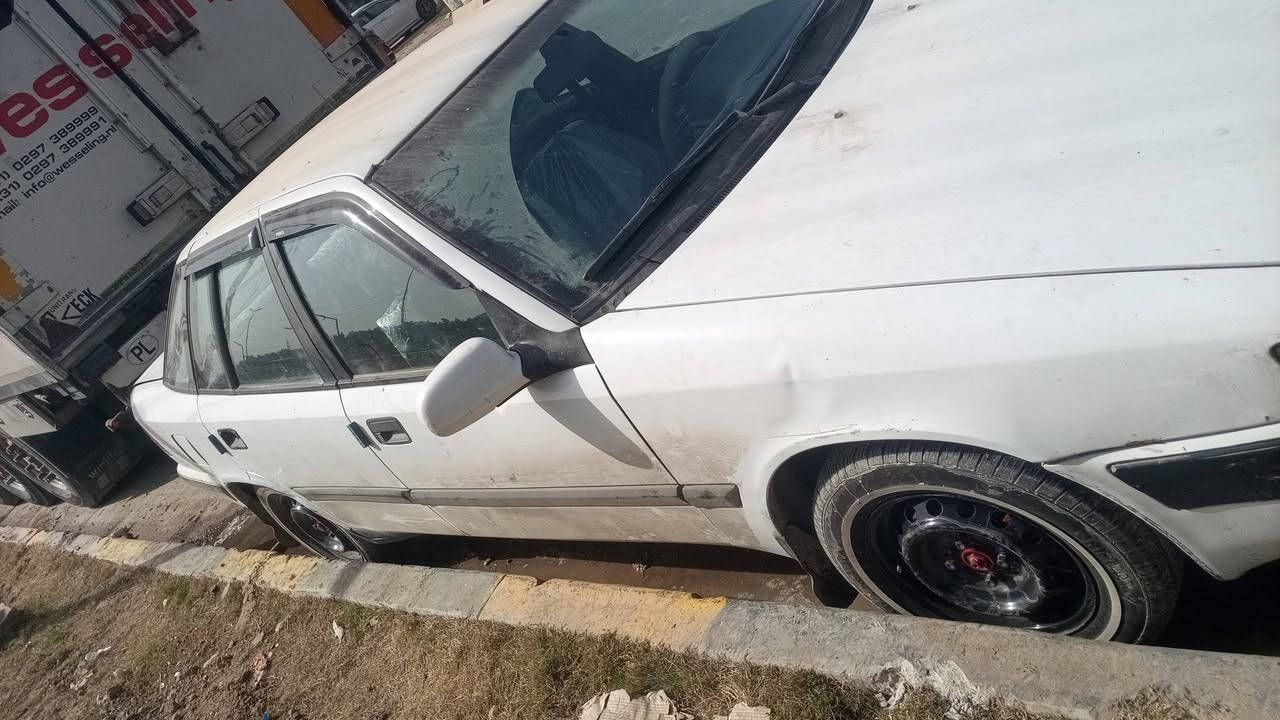 سلام عليكم اشلون شباب الطيبه اسبرو دايو البيع 94السياره جاهزه تخم تاير دوشمه ارضيه وكشنات تبريد ويه  السويج عنوان الدوره ***********وشراي يدلل
