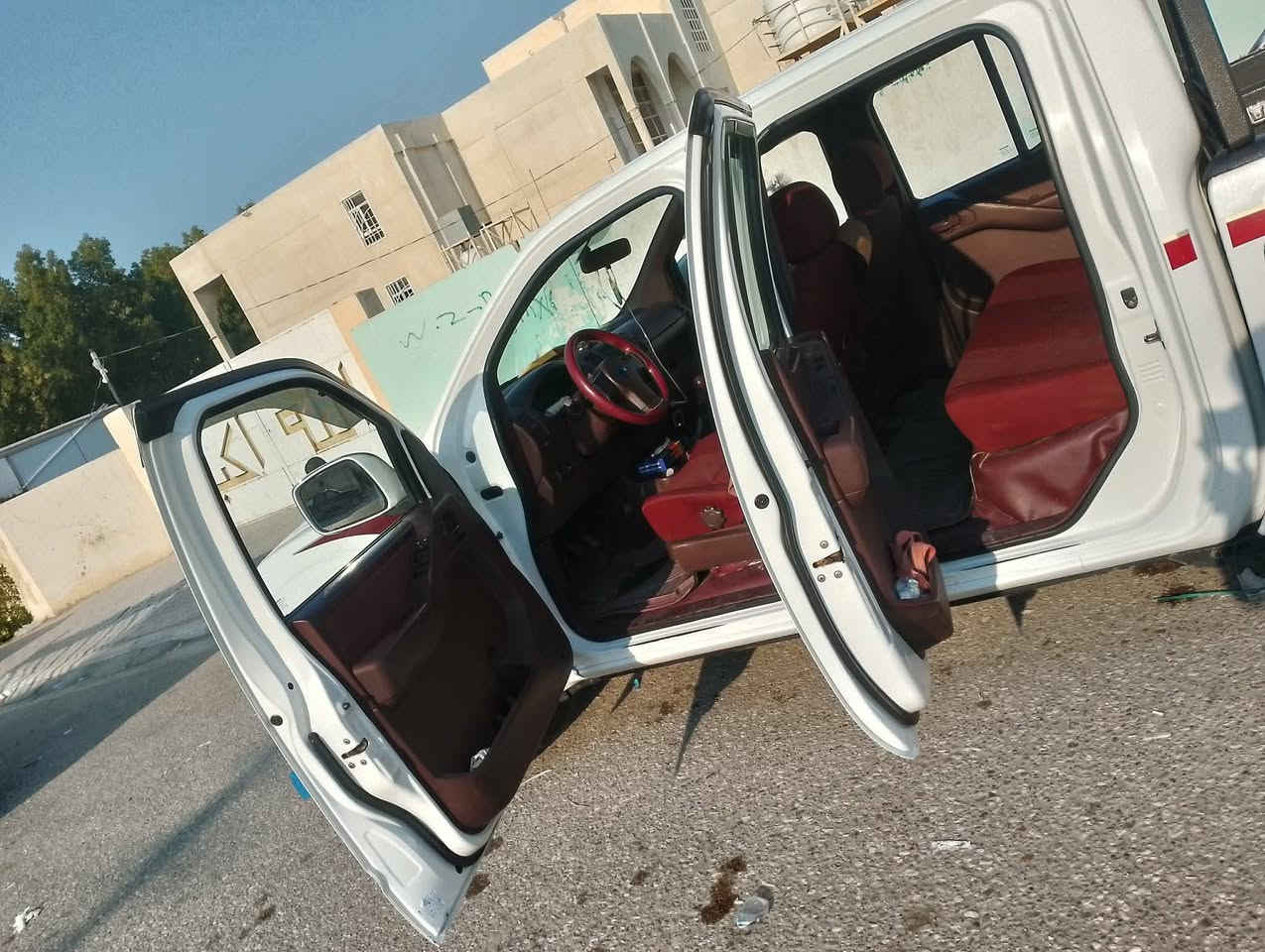 سلام عليكم
نيفارا موديل 2009 
رقم سليمانية دولي موجوده بكربلاء 
گير عادي 7نمر
محرك نشاط جيد
حداديه جيده 
اطارات جيده اخو الجديد 
السونار مرفق مع الصور 
تحويل بأسمك
تبريد تدفئه شغال
السعر ٩٠$
اتصال فقط 
***********
***********
