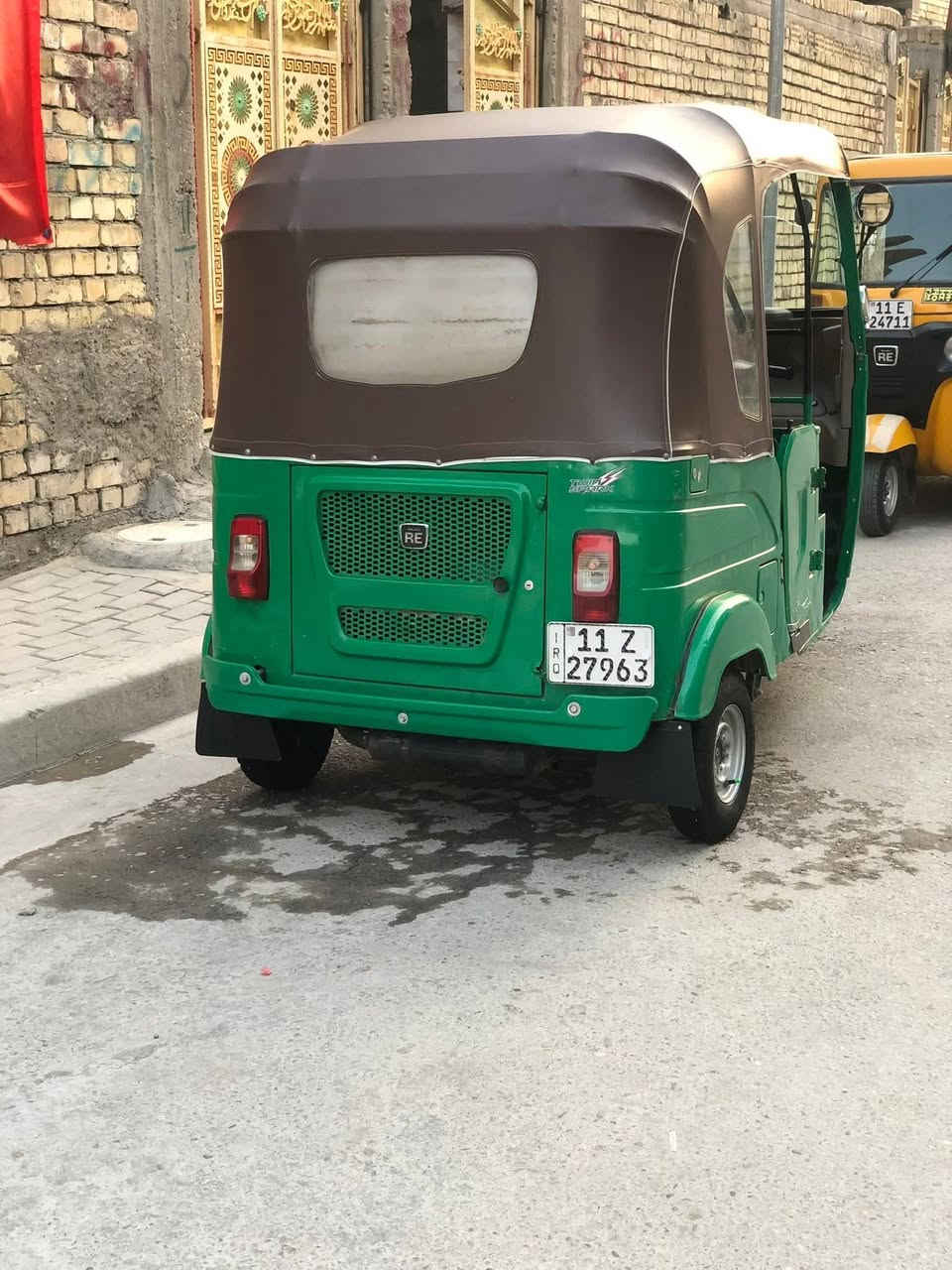 سلام عليكم شباب تكتك للبيع مديل 2021 شهر 8 تكتك نضيفه فقط دوس مكاني بغداد  سعر 7000 وبيه مجال قليلل
متواجد رقم الهاتف ‏‪***********‬
