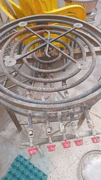 طباخ كنافه للبيع شغال كامل السعر  ٢٠٠ ٠٧٧١٥٥٨٠٠٨١ بغداد, العراق