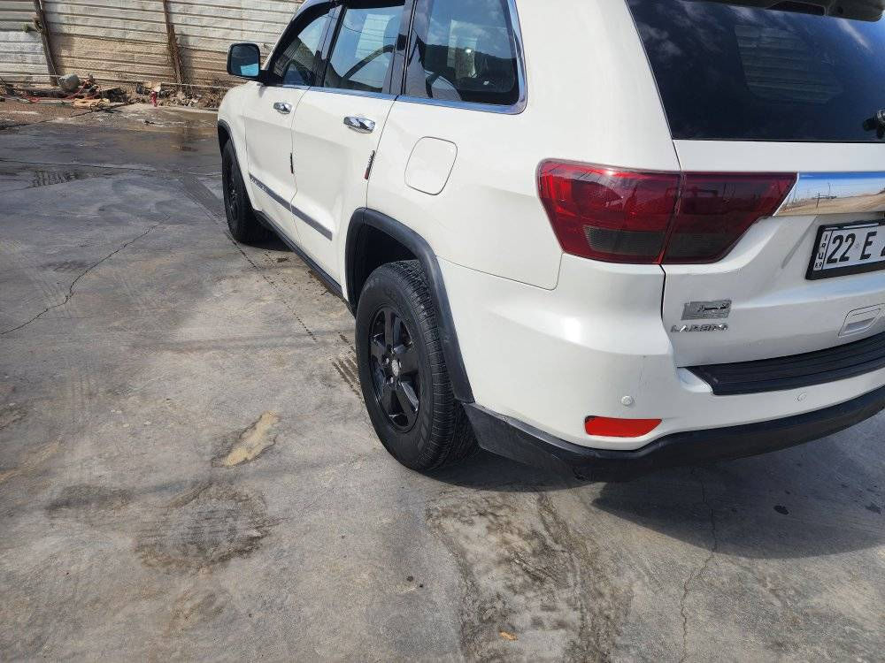 اللبيع والمراوس جيب مديل ١٣ حاوية بدون كصه مكينه ٣٦٠٠ تبريد تدفئه السعر ٨٥مكان الناصرية 
‏‪0784 790 7895‬‏
