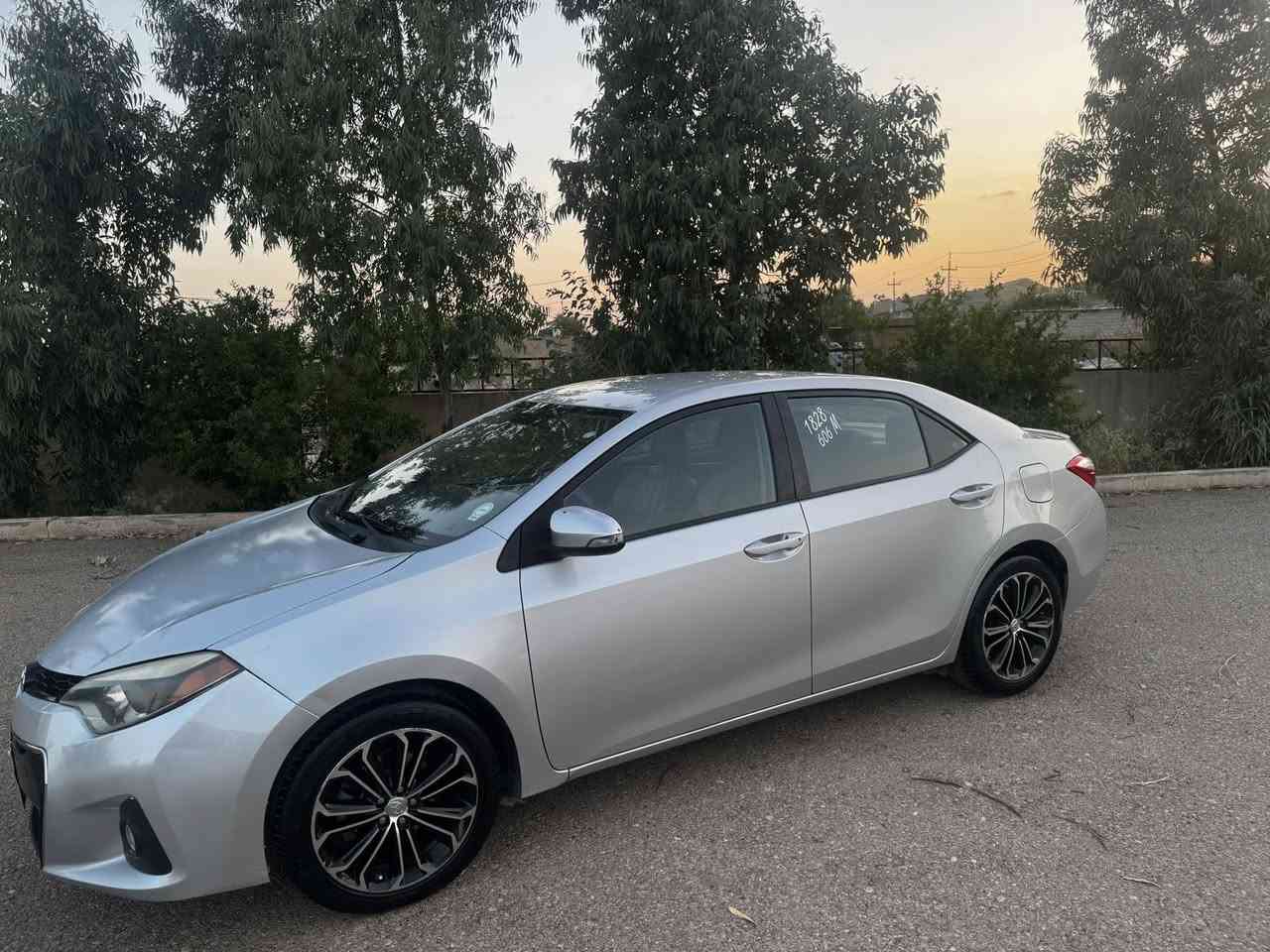 Toyota crolla 2016 
بیکاشۆ ٢٠١٦ s ئەمریکی ٢پارچە بۆیاخ بۆنیت چەمەلخ رۆشتنی سە یارە ١٣٣ML بۆزانیاری زیاتر پە یوەندی بەم ژمارە یە وە بکە ***********
