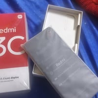 جهاز جديد ما مفتوح رينمي 13 ما متواجد على الفيس بس على رقم 07704304267...