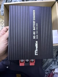 شاحن DC-DC • بطارية منزلية • دينامو السيارة