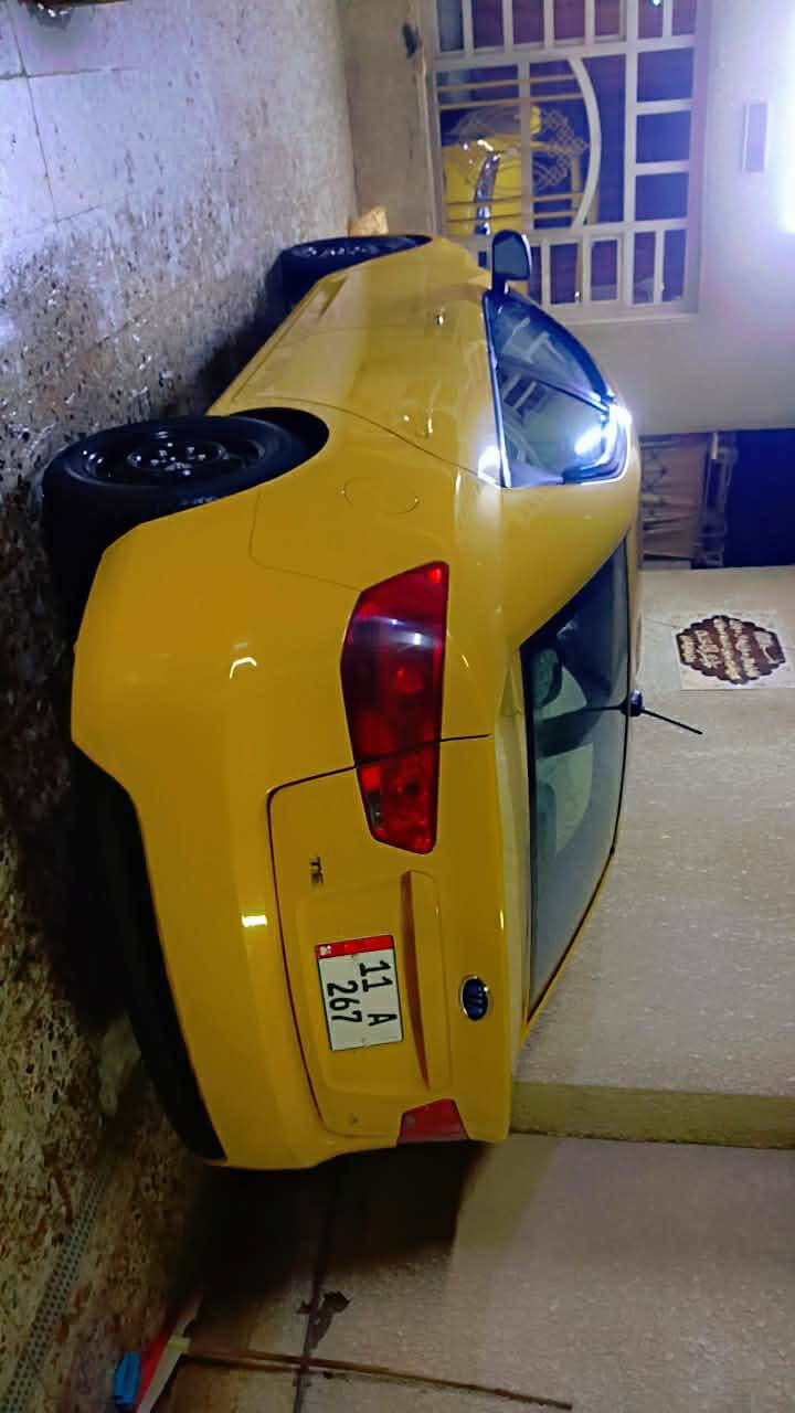 سلام عليكم لبيع فورتي مديل 12 حادثه جملغ امامي اليسر بدون دواخل السياره صبغ جديد تخم تاير جديد صدرد  حلو باتري جديد منضومه غاز  مصفر هيئه غرامات رقم سنويه هزه جديد السياره خير من الله السعر 93بيه مجال قليل مكاني بغداد الدوره ***********
