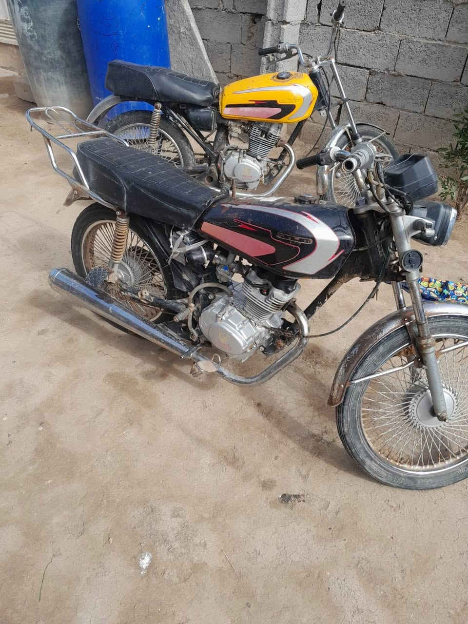 السلام عليكم للبيع دراجه  موديل ٢٠١٩اوراق كمله السعر ٢٥٠ ***********
