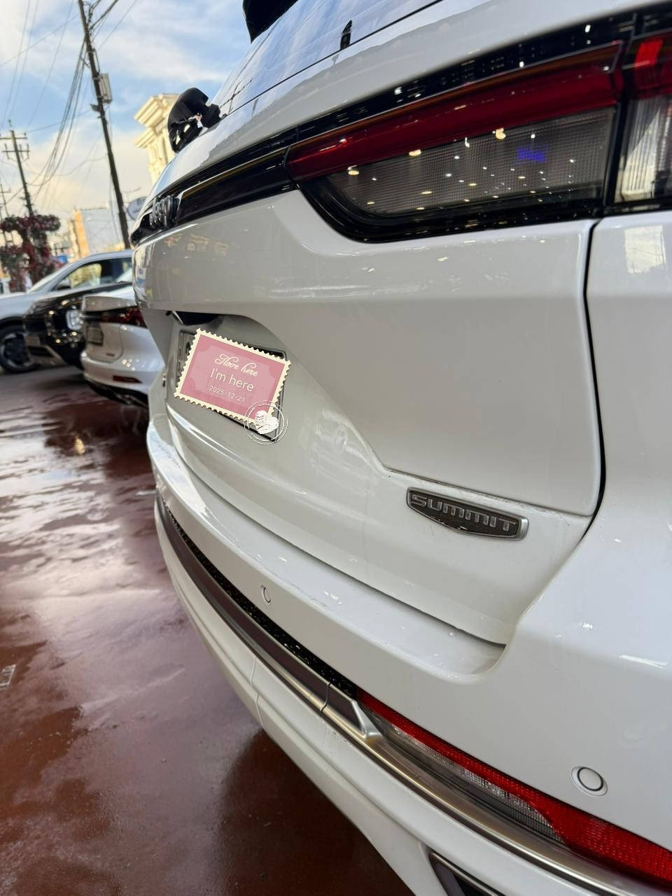 ‏جيب سيمت ٢٠٢٣
للبيع 490 ورقه 
رقم اربيل بسمي
سنويه جديد ورقم الماني
هزة جديده
شرط التحويل او وكاله
بيه مواصفات أكثر من انت تتوقع بالصور يبين وبالواقع احلى
ملاحظة مع. السيارة سنة كامل مدفوع تضليل الجام الأسود بالمرور 
رقم شمالي اربيل 
#ضرر السياره   
كلين تايتل 
#ايرباك استيرن
#رقم الشاصي  موجود 
#گير ومحرك بشرط
#تبريد ثلج
#سياره جاهزه مجهزه 
#مواصفات : 
#تحكم استيرن
#كروز السرعه
# 3انضمه قياده
#گير اوتماتيك وعادي
#ويل كروم
#بلوتوث 
#شاشة كبير
#شاشة اعطال
#كامرا دوارا
#السعر_المطلوب_(490💵)
#وبيها مجال
#للاستفسار : راسل الصفحه
او اتصل
***********
*********** أربيل, العراق
