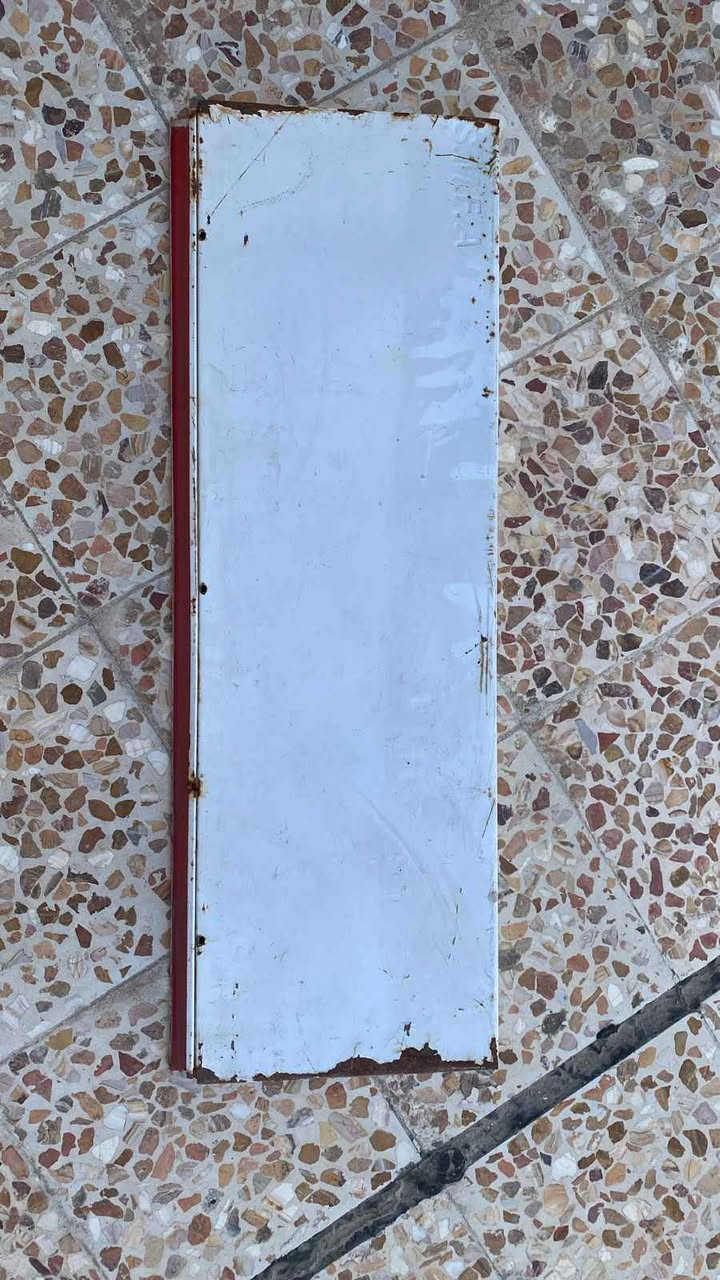رفوف جداري مستعمل نضيف
  ***********بصرة 
رف محل اسواق انشائية البصرة, العراق
