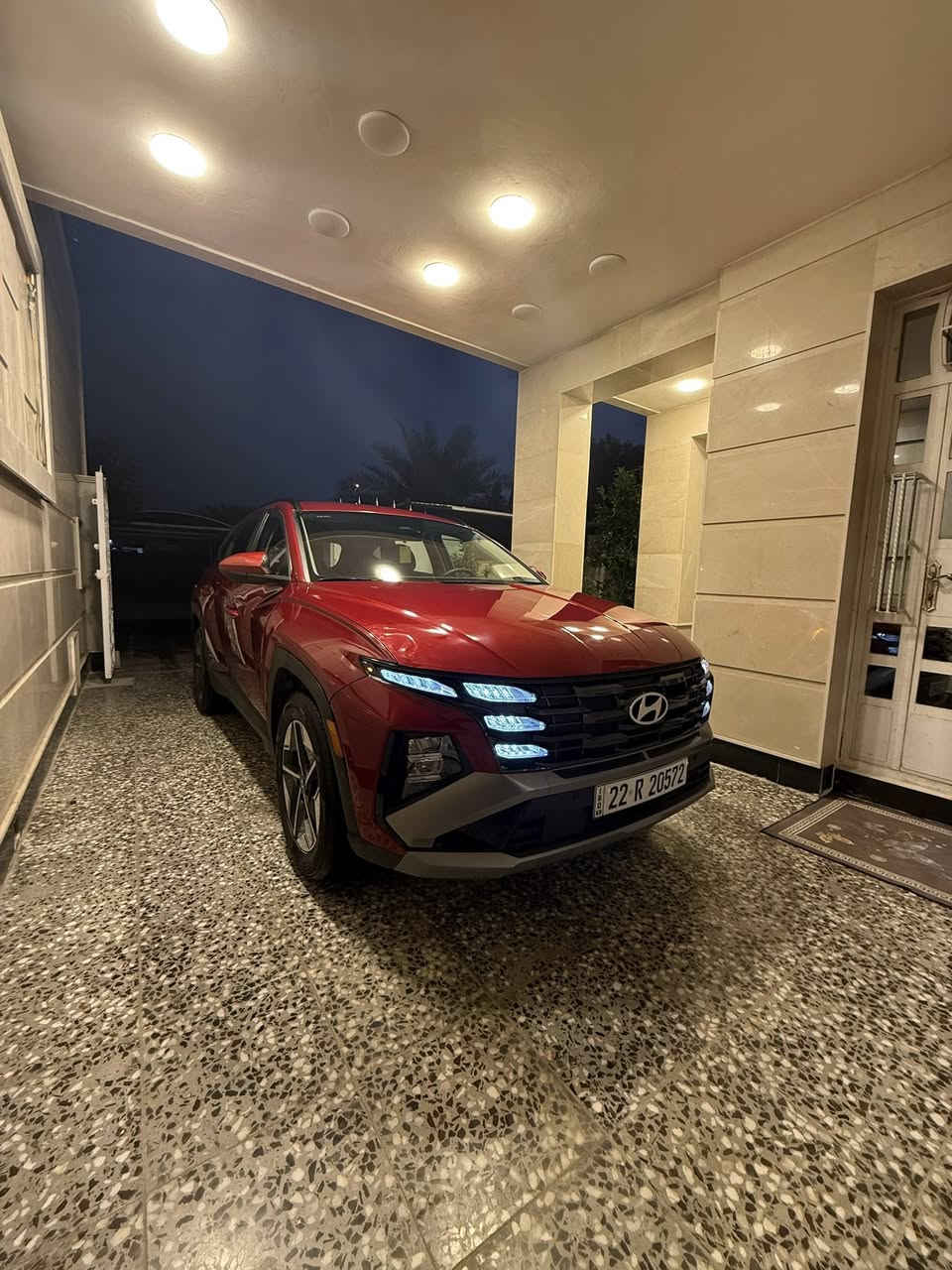 السلام عليكم للبيع توسان 2025 فول مواصفات عدى السلايت مواصفات SEL ماشيه 3 آلاف رقم اربيل الجديد بأسمي تريد تحويل او وكاله بيهة صبغ قطعتين جاملغ امامي وقبغ الجنطه بدون شاصي او لغود بجم كبس سياره گير محرك تبيرد حداديه على وضع الشركه
السعر 208 وبيها مجال بسيط
مكاني بغداد حي الجهاد
للاستفسار ***********
