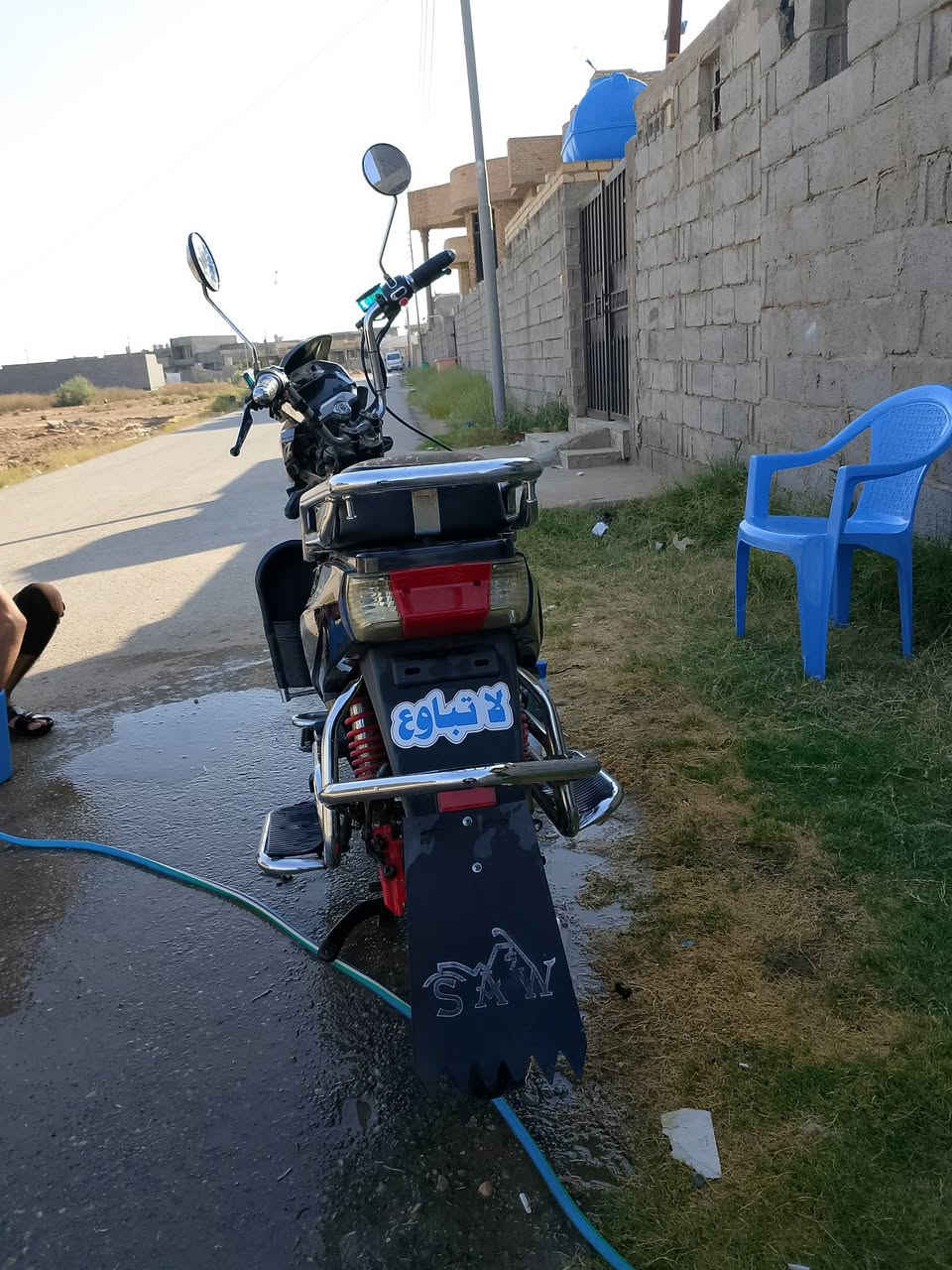 سلام عليكم درجه شحن موديل 2022 بطريات جدد حساس جديد عقل جديد بس كشن تعبان درجه فول سعر450وبيه مجال***********
