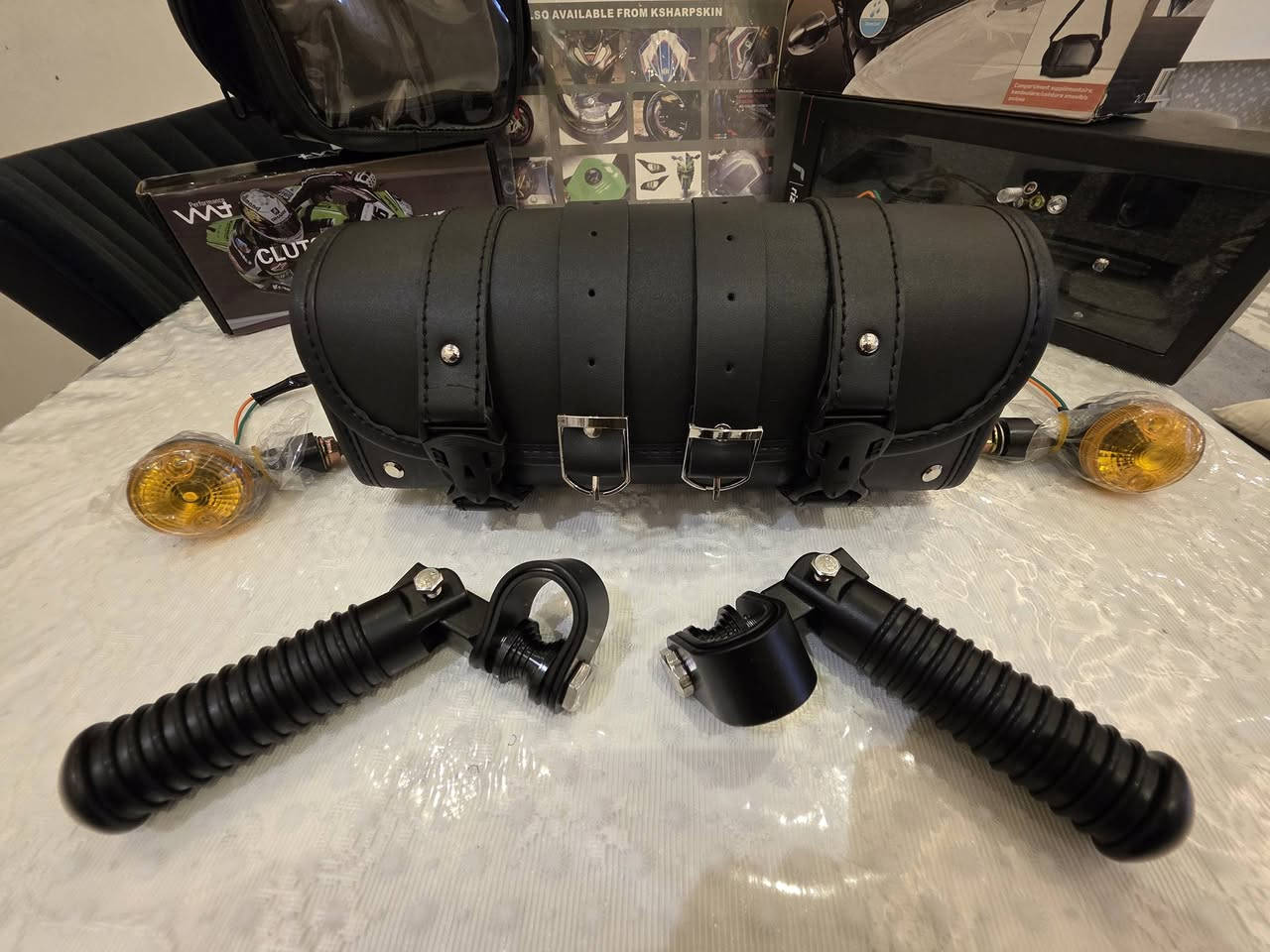 سلام علیکم
ادمین🖤💙🖤
للبیع اکسسوارات هارلی 
 التوصيل متوفر  ..رقم هاتف *********** viber .. watsappe
