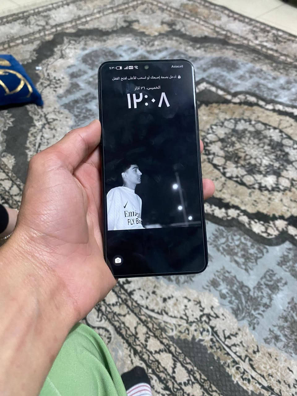 سلام عليكم شباب مبايل هونر اكس سبعه الذاكره 256 البطاريه 6000 المبايل مكفول مراوس بيفون الرقم ***********
