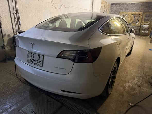 السعر 185$ و بيها مجال
تسلا mode l 2023 . 3 

TESLA MODEL3

DUAL MOTOR 

ماشيه 37.000 كم 

  

حادث موضح بالصور بيها صبغ الدعامية الامامية فقط و الايرباك  راجع سستم 
داخل  اسود .......

‏‏‏‏‏‏‏‏‏‏محركين كهرباء Dual Motor 

All-Wheel Drive

‏‏‏‏‏‏‏‏‏‏الاضافات:

Auto pilot 
 
‏
‏‏‏‏‏‏‏‏‏‏* عدة انظمة قيادة

‏‏‏‏‏‏‏‏‏‏* شاحن لاسلكي سريع عدد 2 Wireless Charger

‏‏‏‏‏‏‏‏‏‏* سقف بانوراما 

‏‏‏‏‏‏‏‏‏‏* شاشة لمس قياس 15 انش تدعم YouTube / Tiktok / Netflix والعديد من التطبيقات

‏‏‏‏‏‏‏‏‏‏* نظام الدخول من غير مفتاح Keyless entry

‏‏‏‏‏‏‏‏‏‏* تشغيل بدون مفتاح Keyless go

‏‏‏‏‏‏‏‏‏ 

‏‏‏‏‏‏‏‏‏‏* خرائط Navigation

‏‏‏‏‏‏‏‏‏‏* تحكم ذكي بكامل السيارة من خلال الشاشة

‏‏‏‏‏‏‏‏‏‏*  مقاعد كهرباء + تدفئه جميع المقاعد

‏‏‏‏‏‏‏‏‏‏* 9 كاميرات عالية الوضوح HD

‏‏‏‏‏‏‏‏‏‏* كاميرا داخلية Cabin Camera

‏‏‏‏‏‏‏‏‏‏* خاصية Dashcam لتسجيل لقطات فيديو 

‏‏‏‏‏‏‏‏‏‏* حساسات أمامية وخلفية لركن السيارة

اوتو بارك / سايمون ‏‏‏‏‏‏‏‏‏‏

‏‏‏‏‏‏‏‏‏‏* أضوية زينون اوتوماتيكية / كشافات ضباب / LED

‏‏‏‏‏‏‏‏‏‏* مانع تصادم 

‏‏‏‏‏‏‏‏‏‏* تحديد مسار

‏‏‏‏‏‏‏‏‏‏* مثبت سرعة التكيفيي - Adaptive Cruise Control

‏‏‏‏‏‏‏‏‏‏* حساس النقاط العمياء - Blind Spot Sensor

‏‏‏‏‏‏‏‏‏‏* تحذير من انخفاض ضغط الإطارات الخاص بالإطارات Tire Specific Low Tire Pressure Warning 

‏‏‏‏‏‏‏‏‏‏* تنبيه مراقبة السائق Driver Monitoring-Alert

‏‏‏‏‏‏‏‏‏‏* مساعد السرعة Speed Assist

‏‏‏‏‏‏‏‏‏‏* تخفيف الاصطدام الأمامي والتحذير من الاصطدام الخلفي Forward Collision Mitigation and Rear Collision Warning 

‏‏‏‏‏‏‏‏‏‏* تخفيف الاصطدام الأمامي Collision Mitigation-Front

‏‏‏‏‏‏‏‏‏‏* Hard Disk Drive Media Storage

‏‏‏‏‏‏‏‏‏‏* Wireless / Bluetooth / HD Radio / WiFi Hotspot

مكان السياره: بغداد الدورة  

 

الرقم الهاتف. ***********
