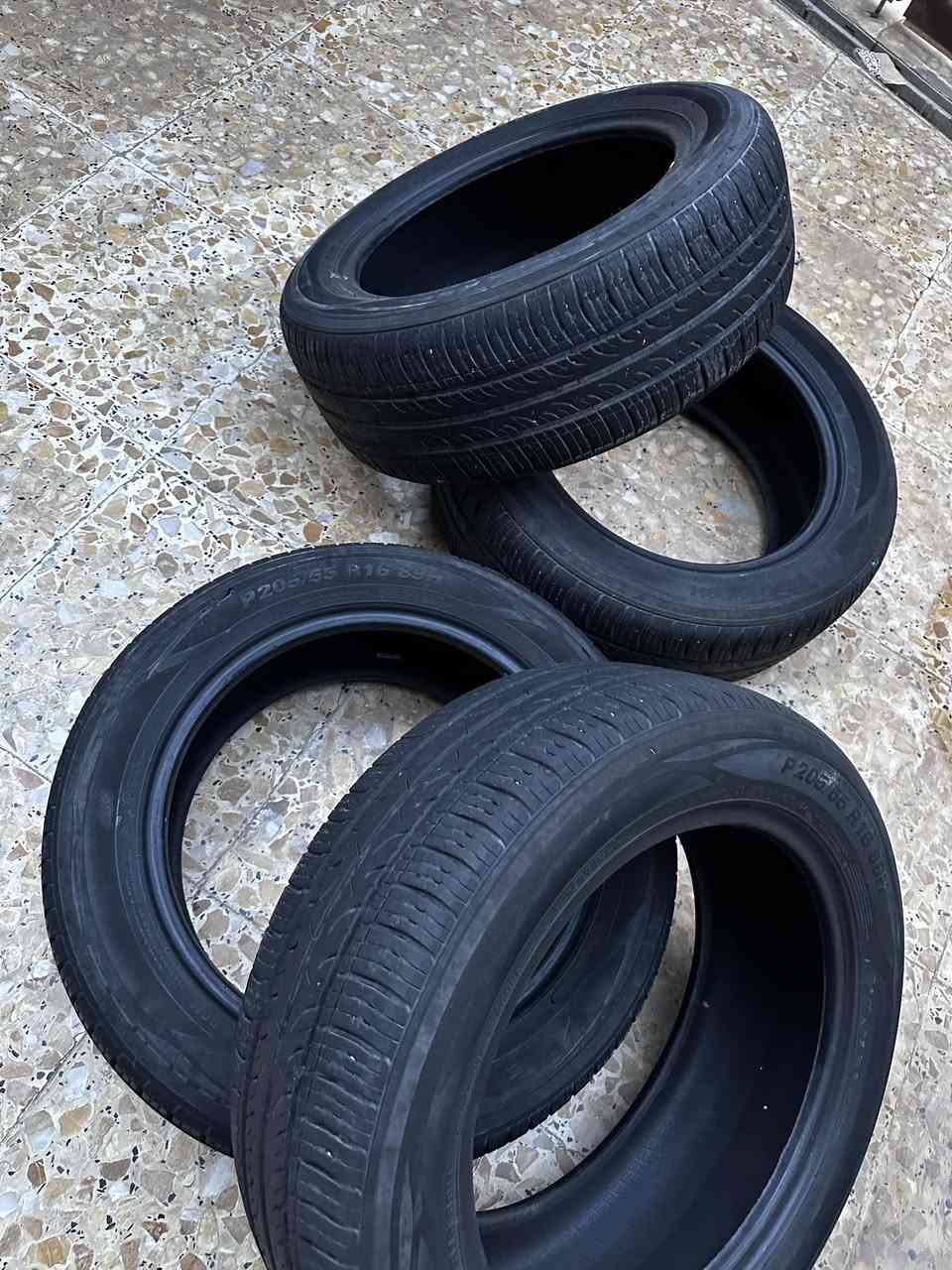 تايرات حجم 16 / 55 / 205  
انتاج 2024 المنشأ كوري 
نظافة 70‎%‎ السعر 100 وبي مجال 
العنوان بغداد - الشعب 
للاستفسار ***********
