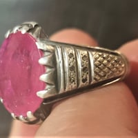 خاتم ياقوت روبي طبيعي  .. للبيع فقط   ... التواصل ( فقط ) على الواتس ا...