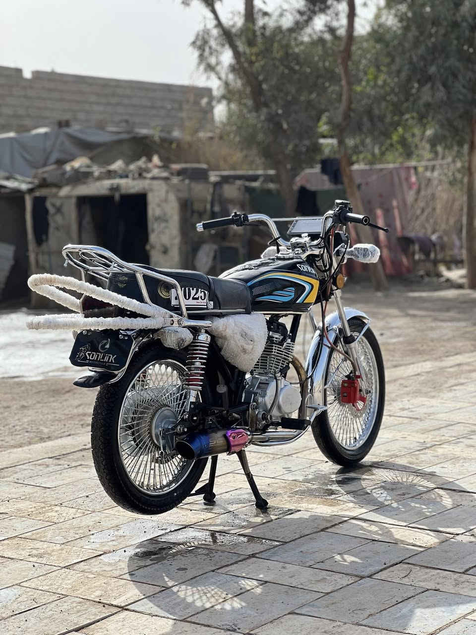 السلام عليكم تايكر ٢٠٢٥ للبيع كفاله عامه محرك ما مفتوح بشرط شلعه معدل فوول بيه بس الشاشه ترمش الباقي كله كفااااله عاااامه ملاحضه📌 الصالصنه مو وياهه مكان ديالى بعقوبة رحمه سعر اتصل او خاص موجود رقم الهاتف للاستفسار *********** 🖤♠️
