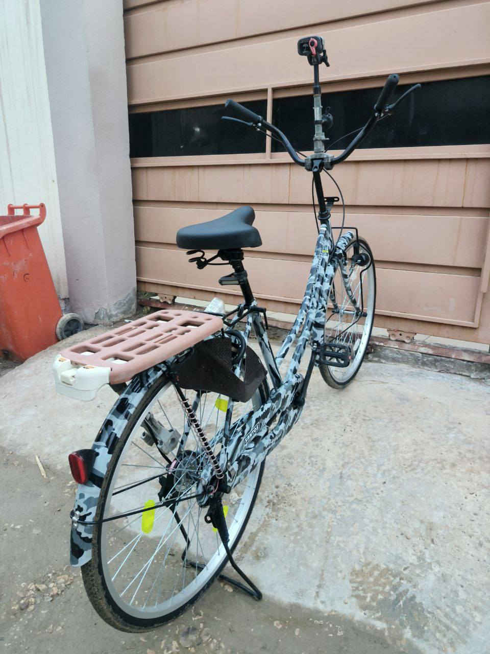 السلام عليكم باسكل فول نضافه موديل 2025 السعر 110 قفل بدون غراض جمبزه مكاني حله حي  الجزائر ***********
