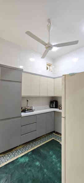 دار للبيع مساحة 150 متر بناء حديث صب كونكريت في المناذره ضغط الخشب قرب مطعم ثائر
السعر الكلي  ١٤٢ مليون تدفع ١٠٠ مليون والباقي تسديده للمصرف بالشهر ٢٩٩ الف
*مكتب السراج حي الزهراء قرب مول سالم
للتواصل ***********
***********
